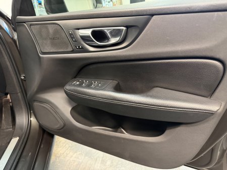 2019 Volvo V60 - photo 14
