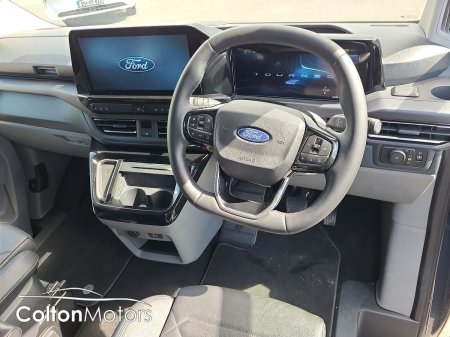 2025 Ford Tourneo Custom - photo 11