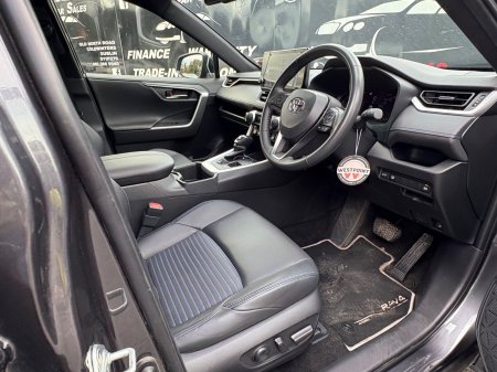 2024 Toyota RAV4 - photo 11
