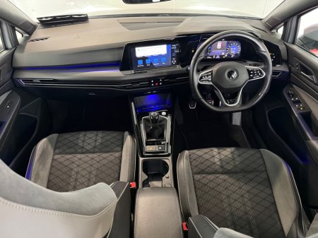 2023 Volkswagen Golf - photo 3