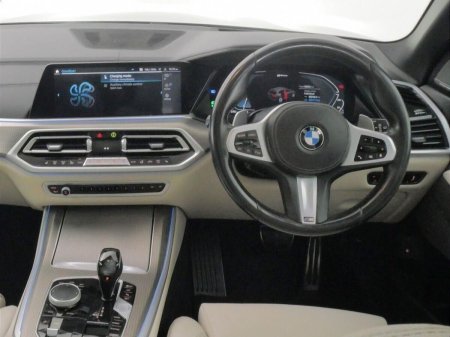 2021 BMW X5 - photo 5