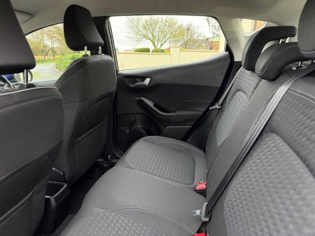 2018 Ford Fiesta - photo 16
