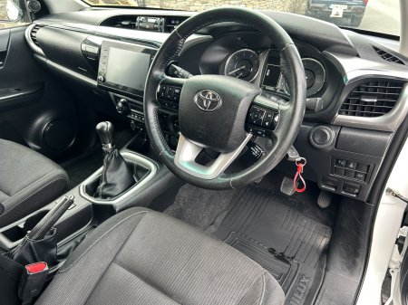 2022 Toyota Hilux - photo 17