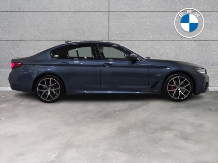 2023 BMW 5-Series - photo 25