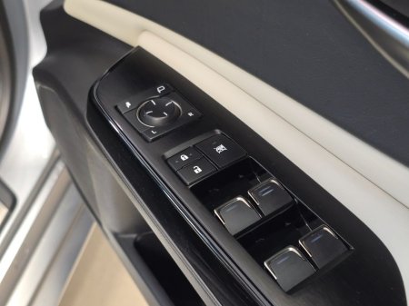 2025 Lexus ES - photo 21