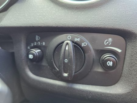 2016 Ford Fiesta - photo 18