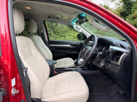 2024 Toyota Hilux - photo 12