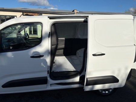 2022 Opel Combo - photo 17