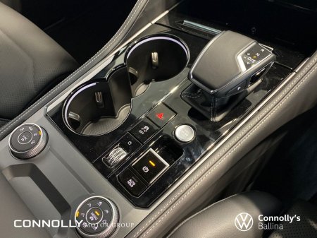 2026 Volkswagen Touareg - photo 12