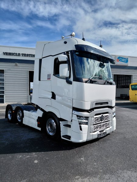 2024 Renault T-High