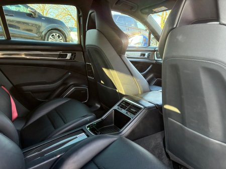 2018 Porsche Panamera - photo 7