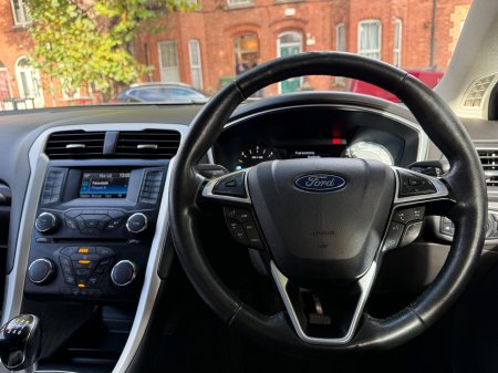 2017 Ford Mondeo - photo 15