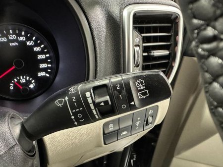 2020 Kia Sportage - photo 17