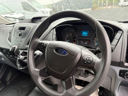 2018 Ford Transit - photo 12
