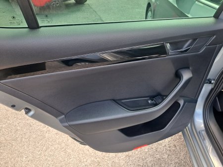 2017 Skoda Superb - photo 24