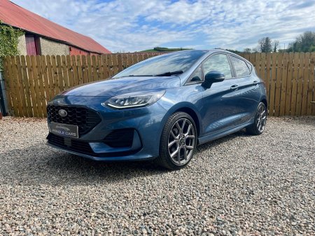 2023 Ford Fiesta - photo 2