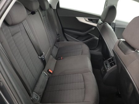 2016 Audi A4 - photo 12