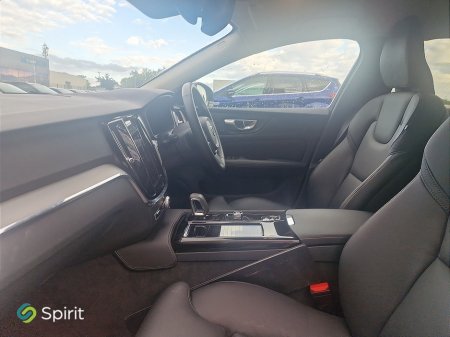 2026 Volvo V60 - photo 3