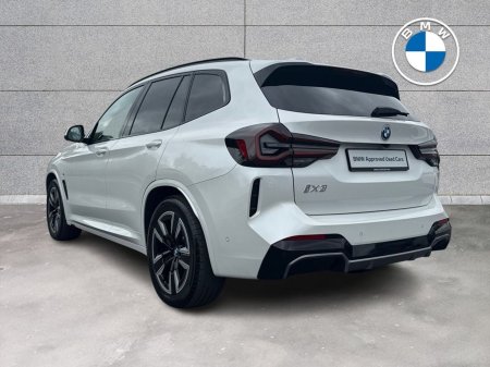 2025 BMW iX3 - photo 2