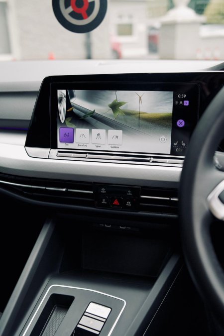 2023 Volkswagen Golf - photo 17