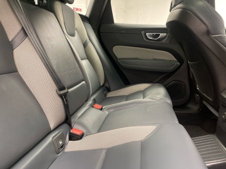 2024 Volvo XC60 - photo 10
