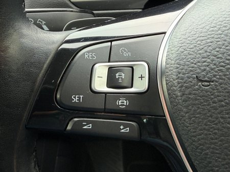 2020 Volkswagen Tiguan - photo 26