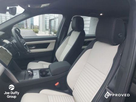 2026 Land Rover Discovery Sport - photo 3