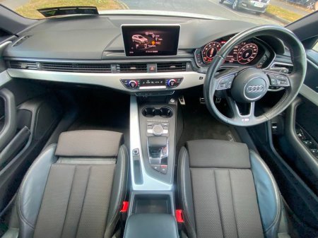 2017 Audi A4 - photo 2