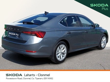 2022 Skoda Octavia - photo 3