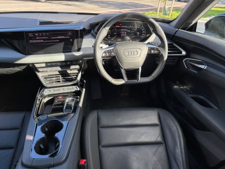 2024 Audi e-tron GT - photo 16