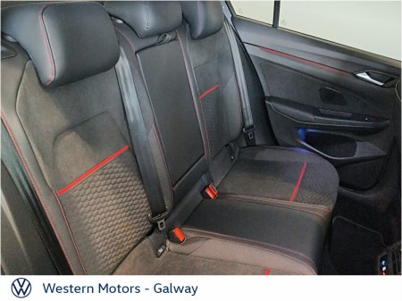 2025 Volkswagen Golf - photo 26