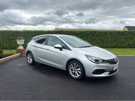 2020 Vauxhall Astra - photo 2