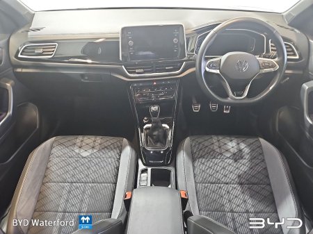 2024 Volkswagen T-Roc - photo 2