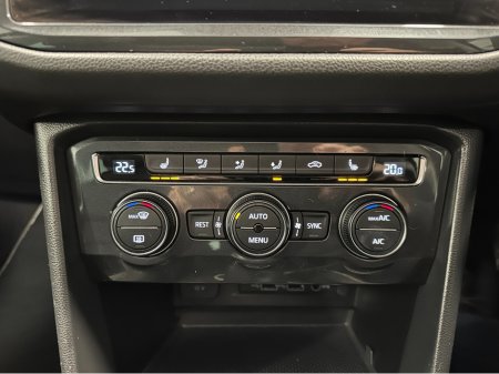 2020 Volkswagen Tiguan - photo 31