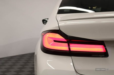 2022 BMW 5-Series - photo 12