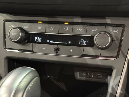 2021 Volkswagen Polo - photo 16