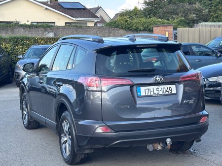 2017 Toyota RAV4 - photo 7