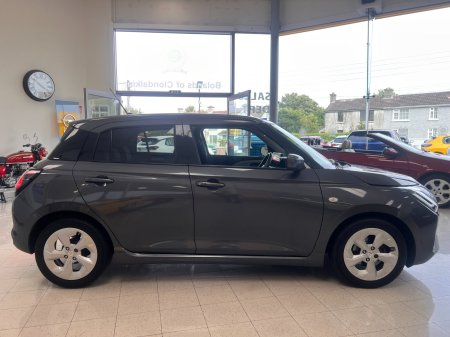 2024 Suzuki Swift - photo 15