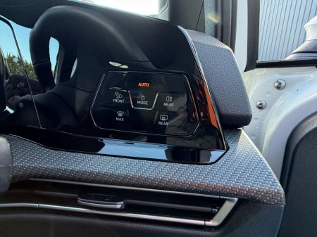 2023 Volkswagen Golf - photo 23