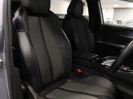 2022 Peugeot 5008 - photo 25