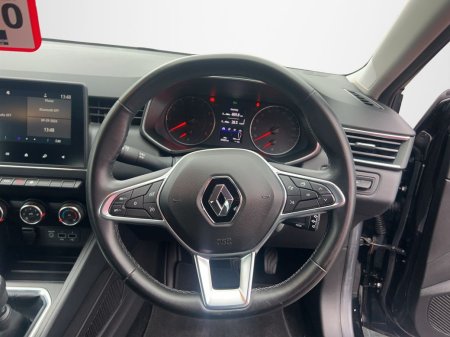 2020 Renault Clio - photo 10