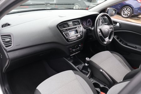 2016 Hyundai i20 - photo 24