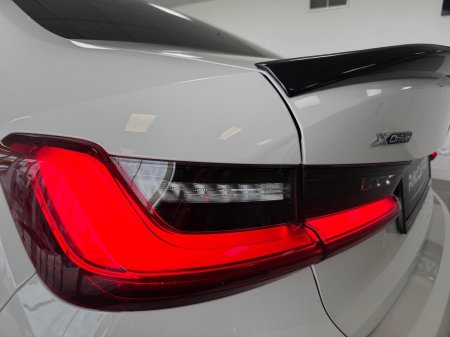 2022 BMW 3-Series - photo 19