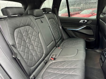 2025 BMW X5 - photo 14