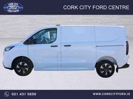 2026 Ford Transit Custom - photo 2