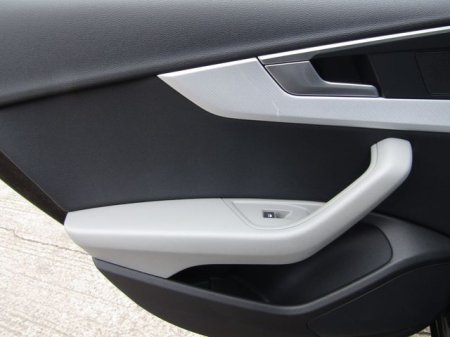 2017 Audi A4 - photo 27