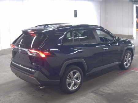 2021 Toyota RAV4 - photo 2