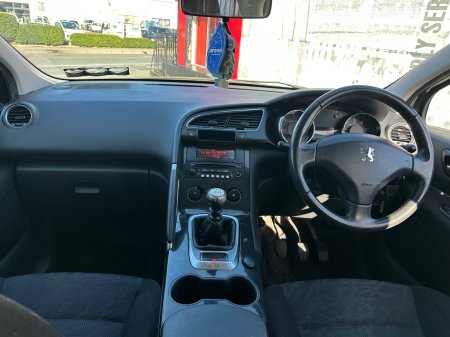 2011 Peugeot 3008 - photo 8