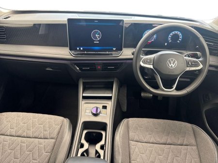2024 Volkswagen Tiguan - photo 8