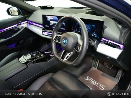 2025 BMW 5-Series - photo 26